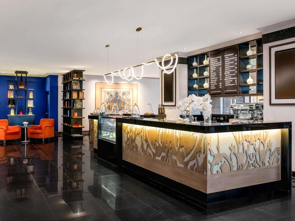 Фото Grand Mercure Bangkok Atrium