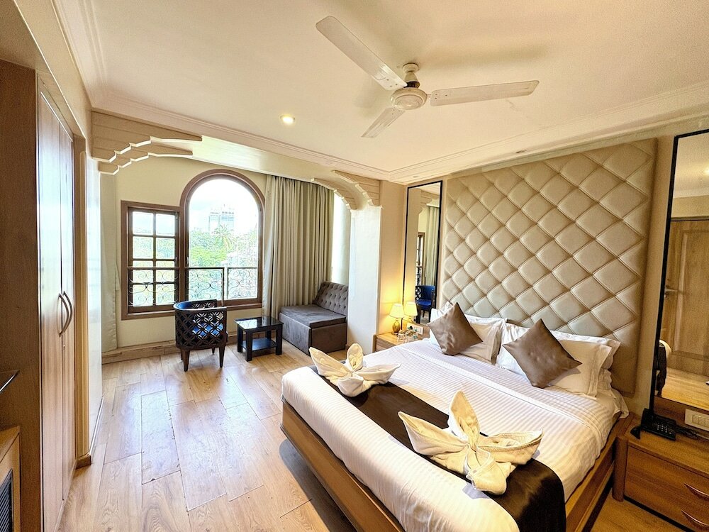 Фото Gulf Hotel Colaba