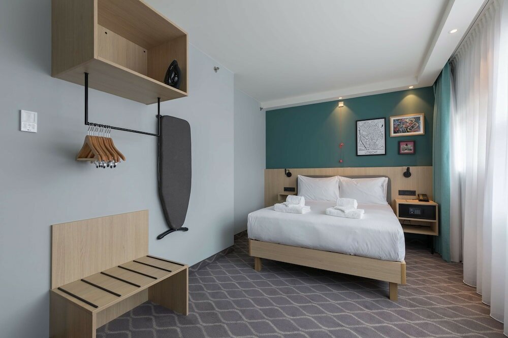 Фото Hampton by Hilton Utrecht Central Station
