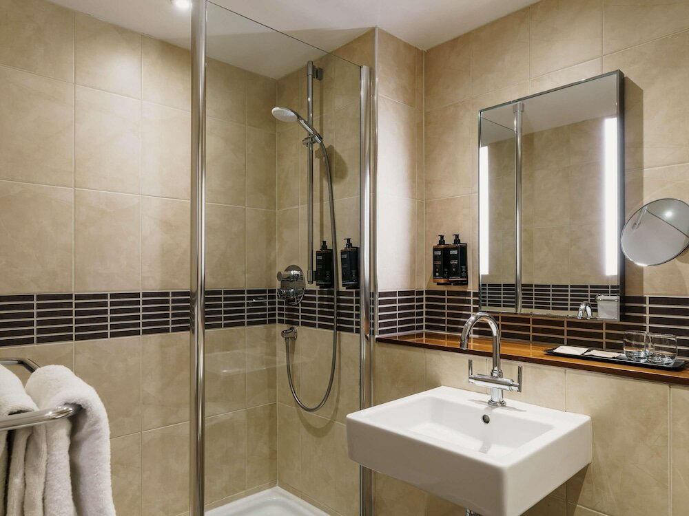 Фото Mercure Exeter Southgate