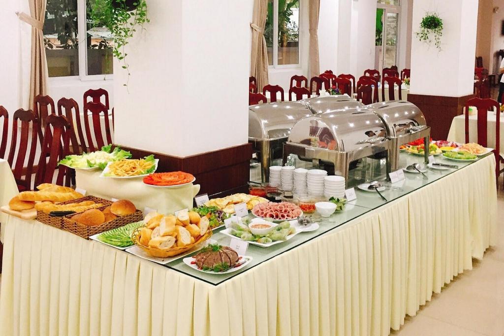 Фото Gold Beach Hotel