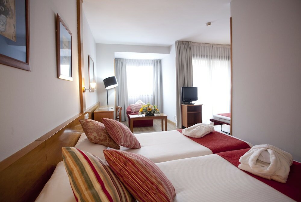 Фото Muralto Madrid Princesa