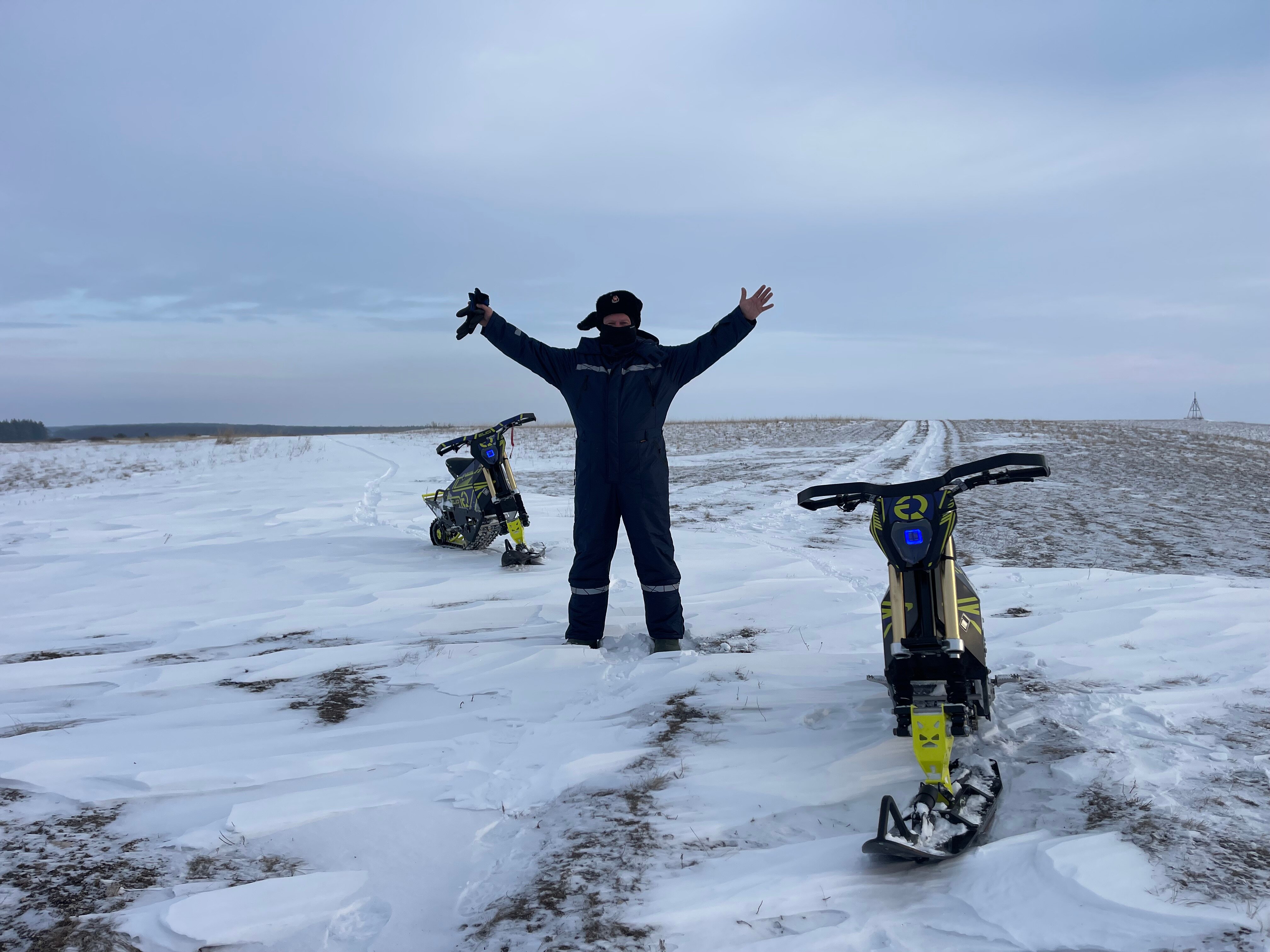 Фото Два холма