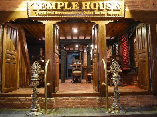Фото Temple House