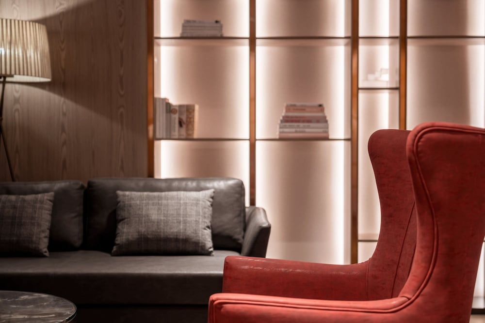 Фото The G Shenzhen A Tribute Portfolio Hotel