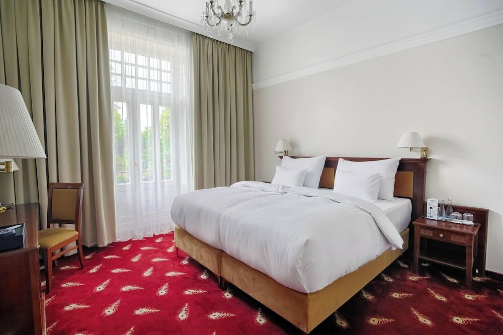 Фото Esplanade Health SPA Hotel