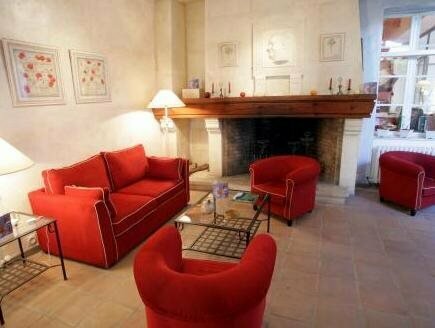 Гостиница Le Clos de la Glycine в Апте