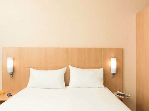 Гостиница Ibis Nogent Sur Marne в Ганьи