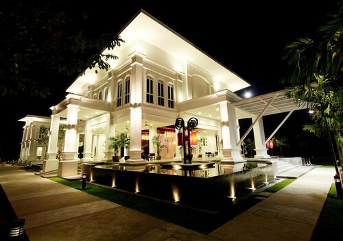 Гостиница The Old Phuket Karon Beach Resort в Провинции Пхукет