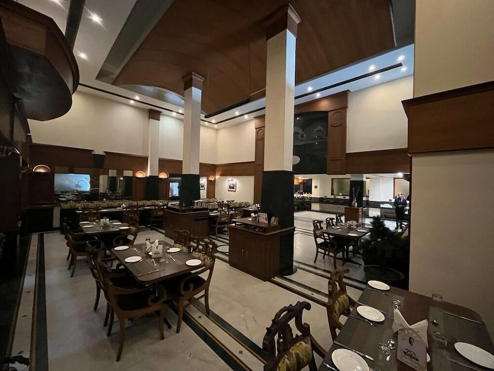 Фото Hotel Residency