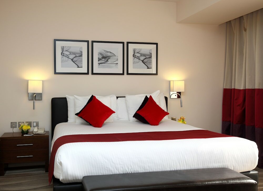 Фото Novotel Suites