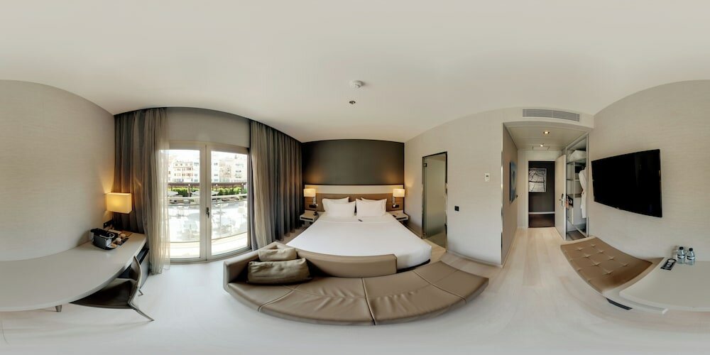 Фото Sh Colon Valencia Hotel