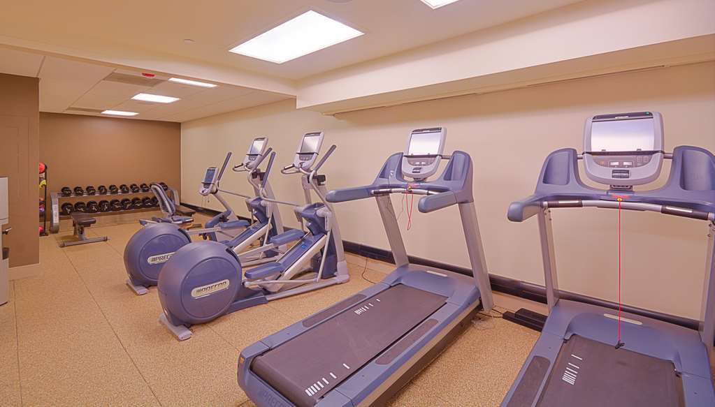 Фото Embassy Suites by Hilton Denver Central Park