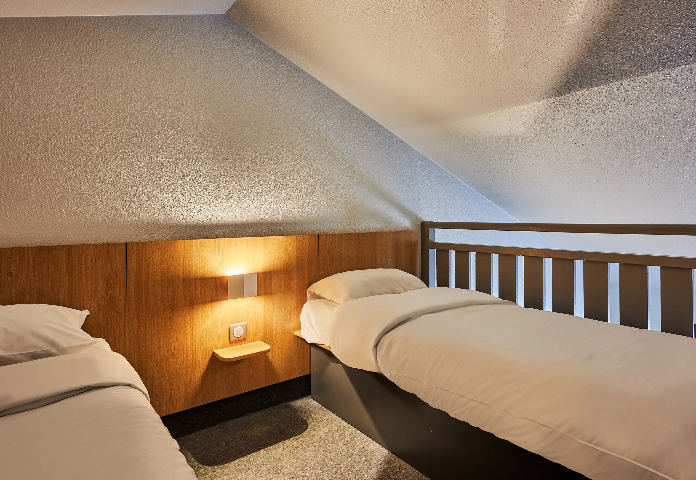 Фото B&b Hotel Caen Sud