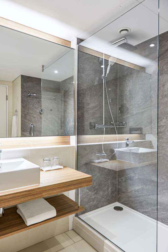 Фото Radisson Blu Hotel, Frankfurt