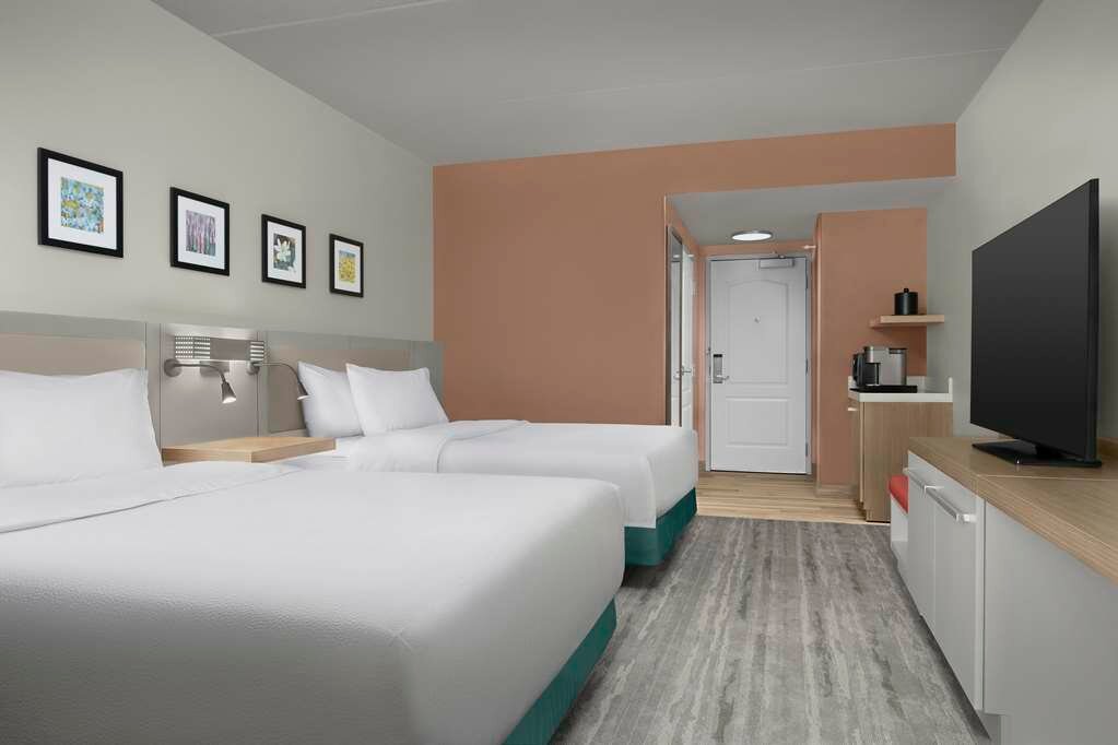 Фото Hilton Garden Inn Raleigh Capital Blvd I-540