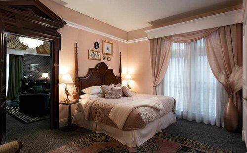Гостиница Seelbach Hilton Louisville в Луисвилле