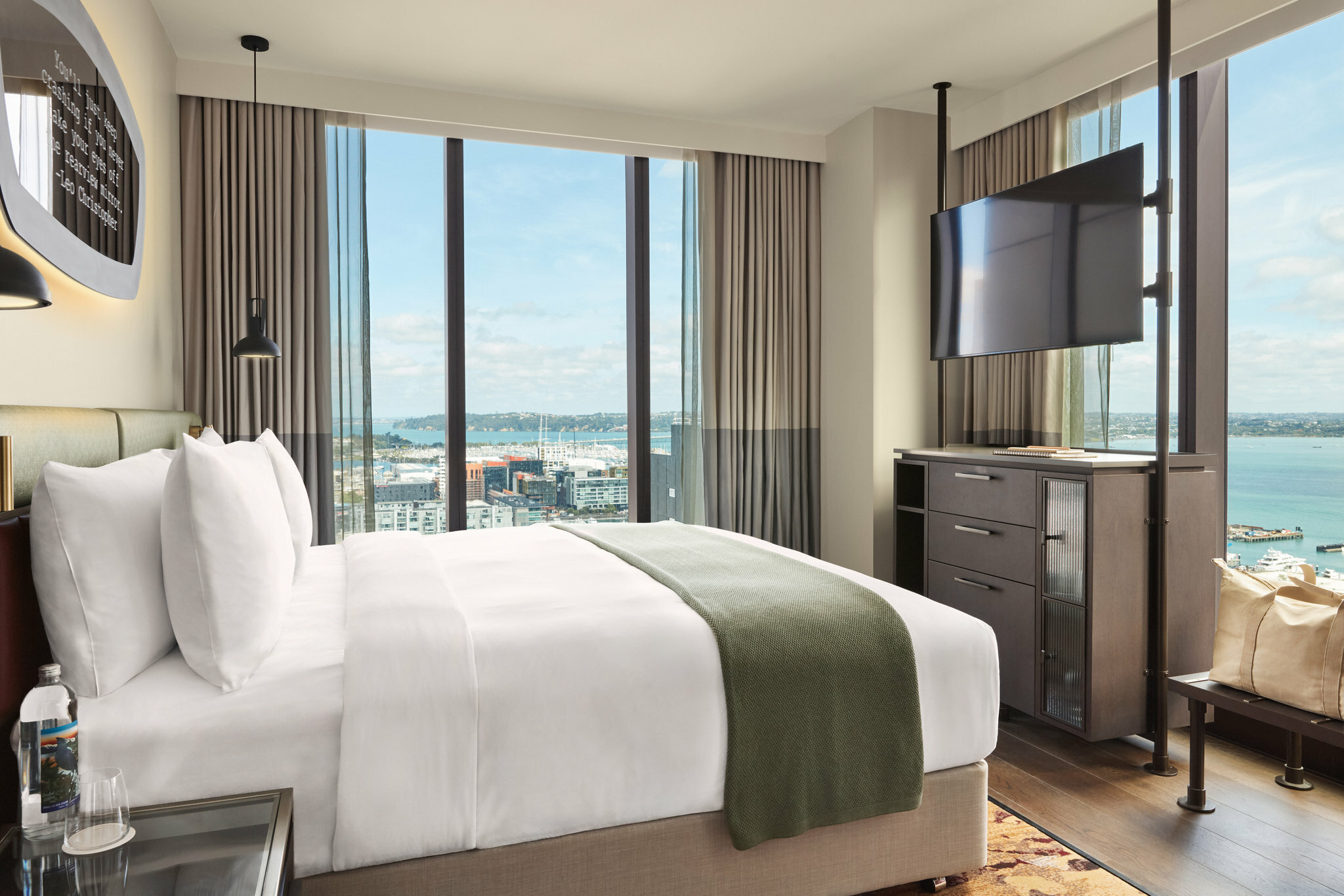 Фото Hotel Indigo Auckland by Ihg