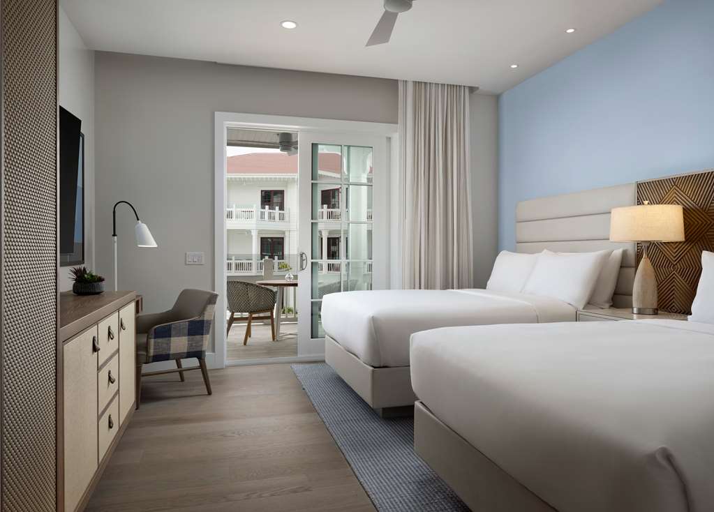 Фото Beach Village at The Del, Curio Collection by Hilton