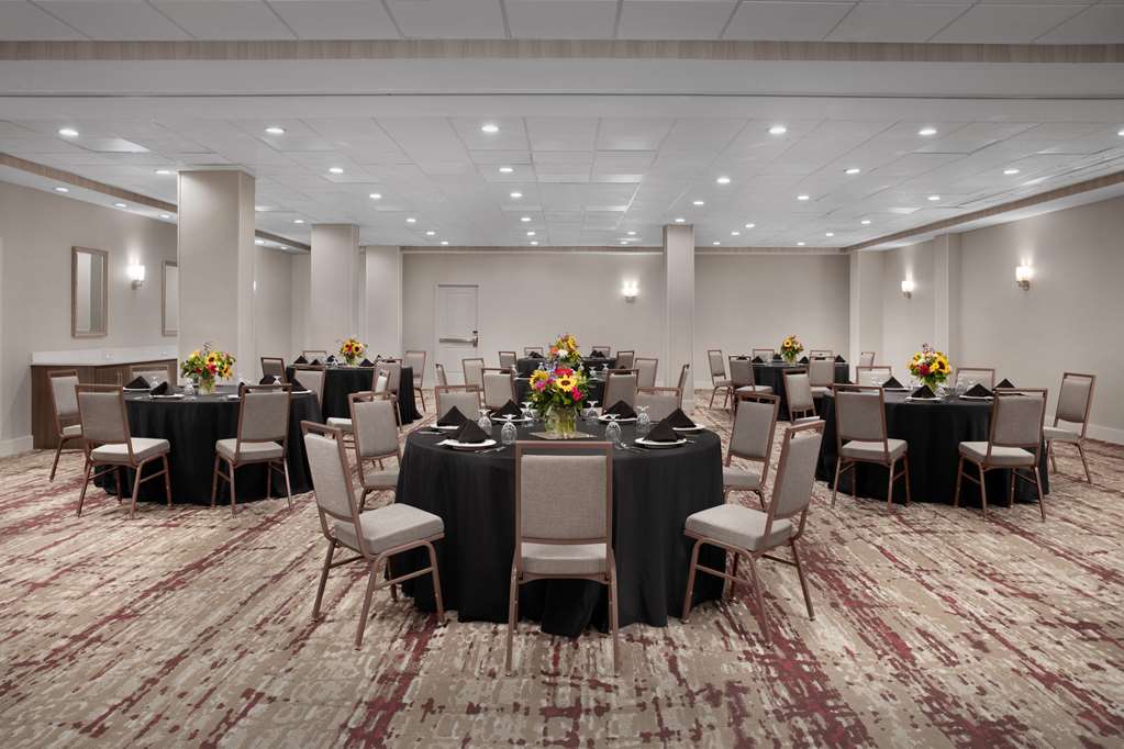 Фото Hilton Garden Inn Philadelphia/Ft. Washington