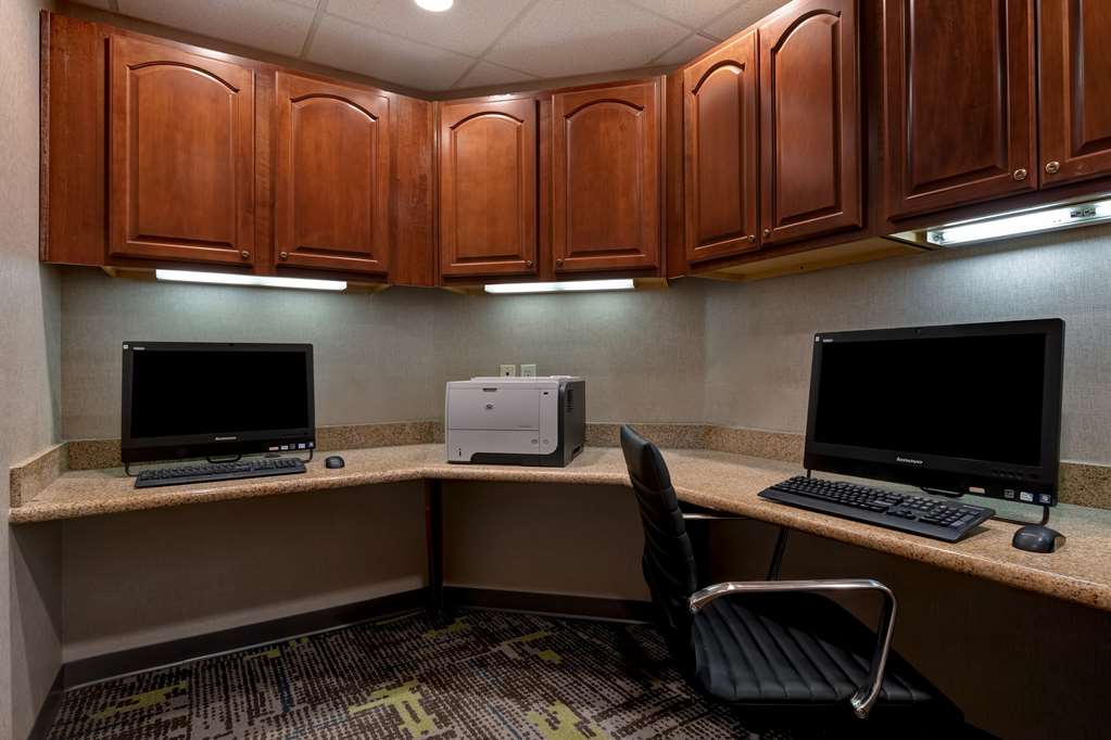 Фото Hampton Inn & Suites Rohnert Park Sonoma County