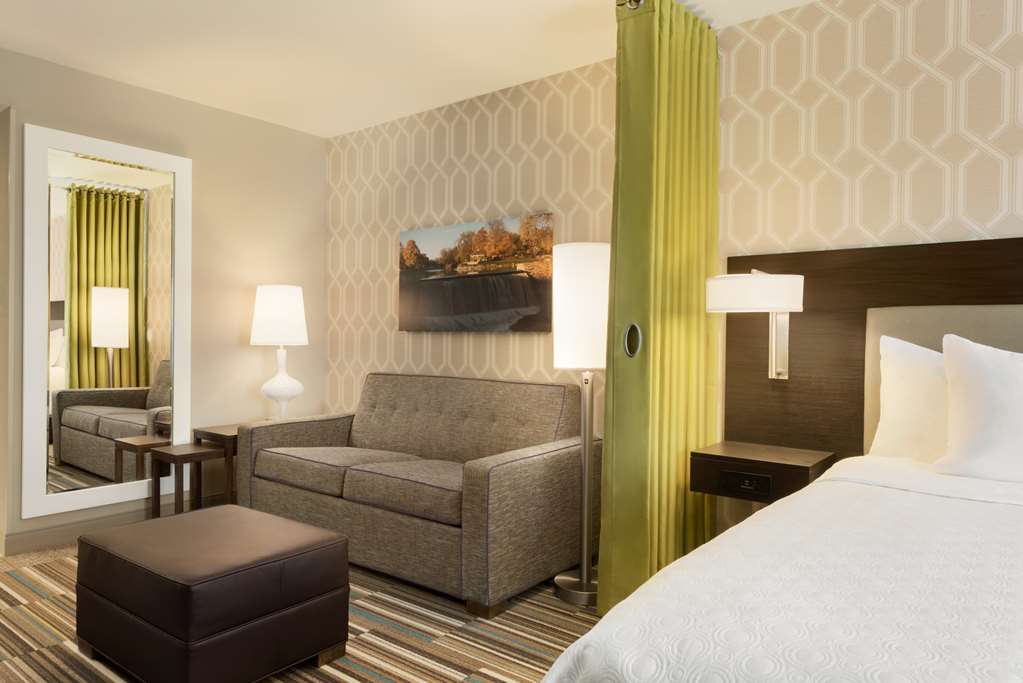 Фото Home2 Suites by Hilton Menomonee Falls Milwaukee