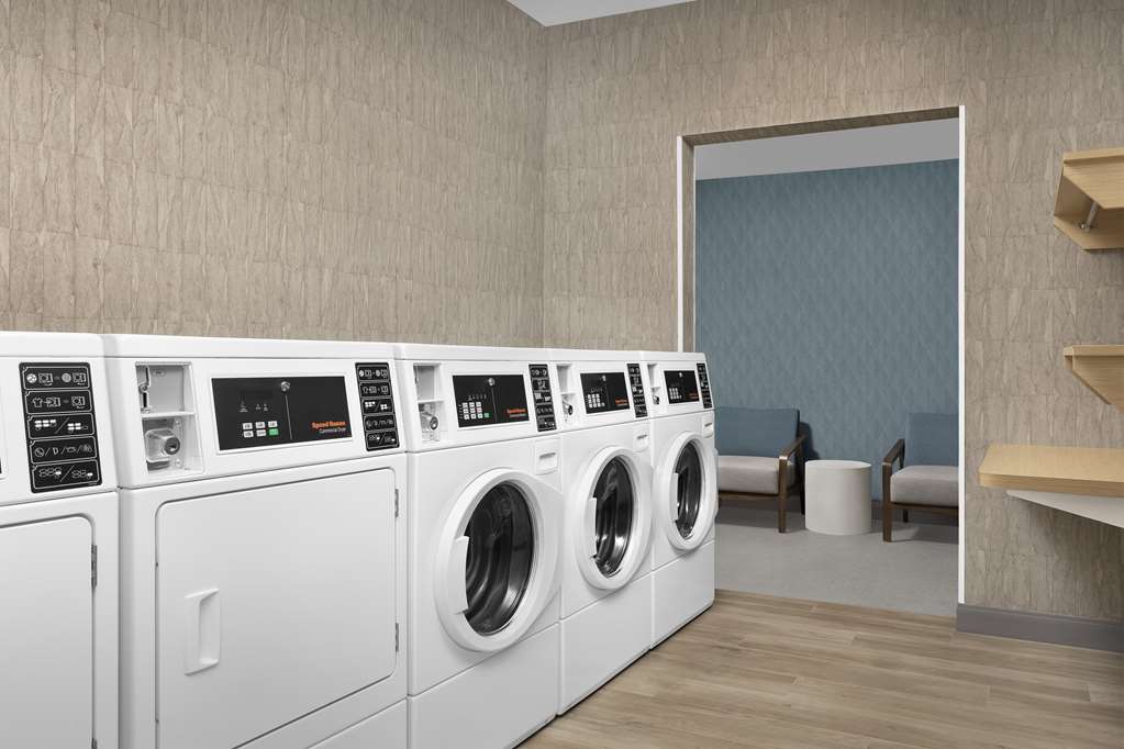 Фото Home2 Suites by Hilton Falls Church