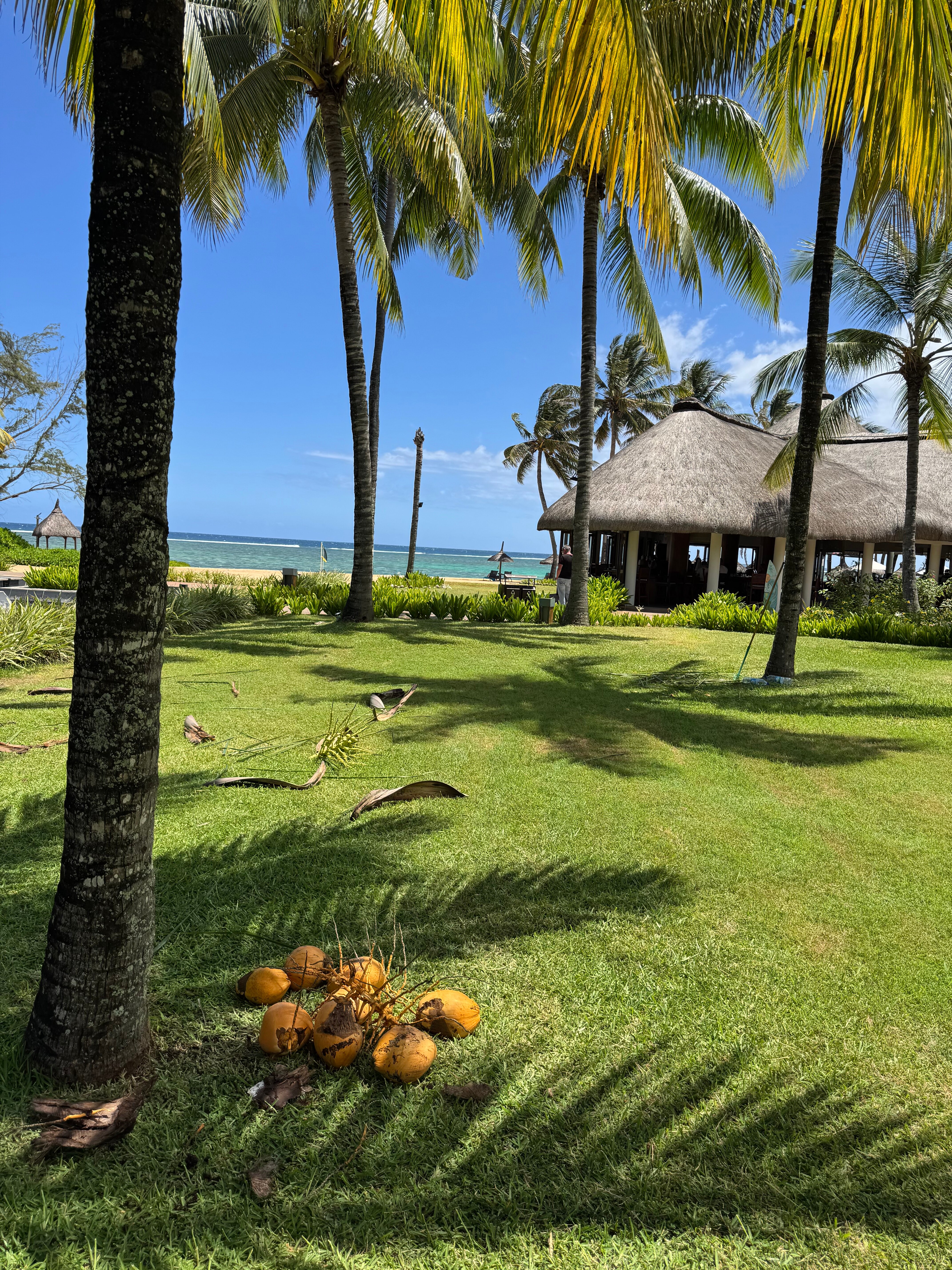 Фото Outrigger Mauritius Beach Resort