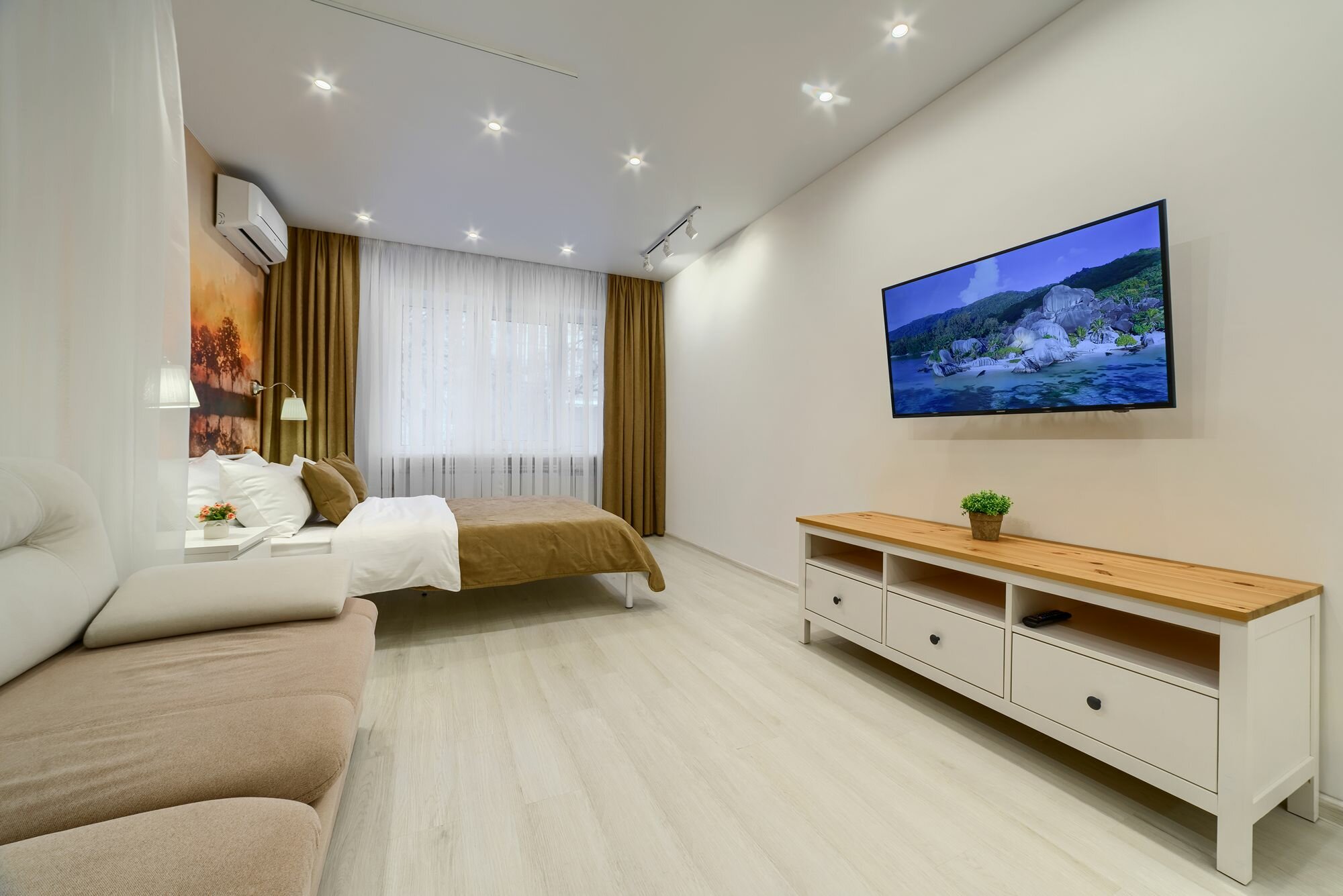 Фото Апартаменты на улице Новороссийская