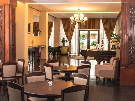 Фото Sierra Hotel