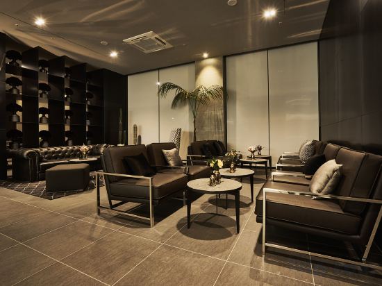 Фото Royal Emporium Hotel