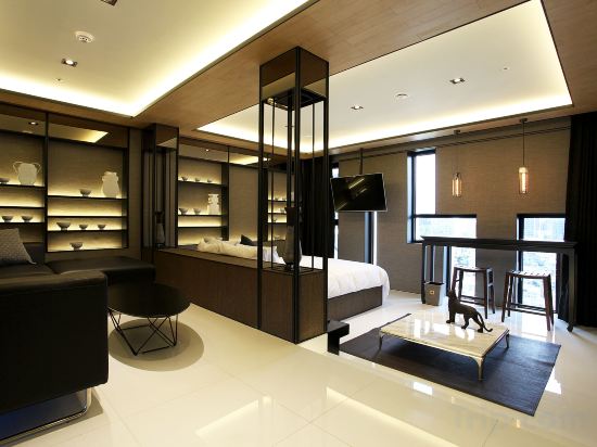 Фото Hotel The Designers Lyj Gangnam Premier