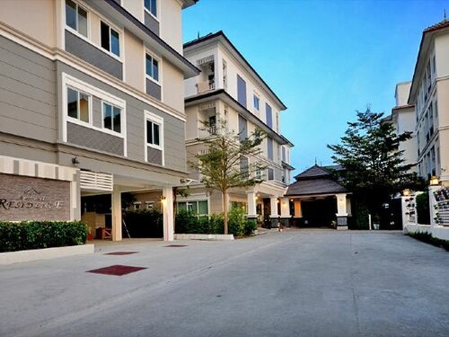 At Residence Suvarnabhumi