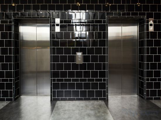Фото Essence Hotel Carlton