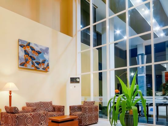 Фото Hotel Dafam Pekalongan