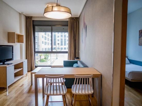 Фото Compostela Suites Madrid