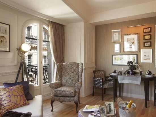 Фото La Clef Louvre Paris