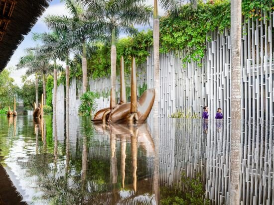 Фото Naman Retreat