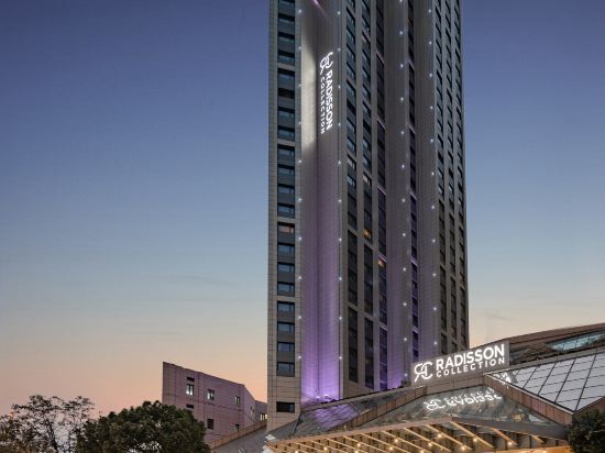 Фото Radisson Collection Hotel Yangtze Shanghai