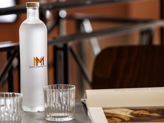 Фото Maxim Quartier Latin