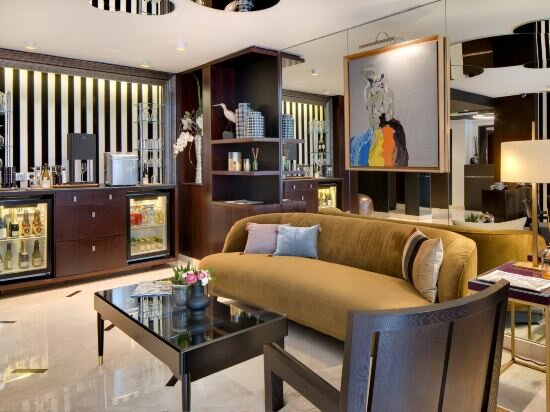 Фото Hôtel Le Sénat