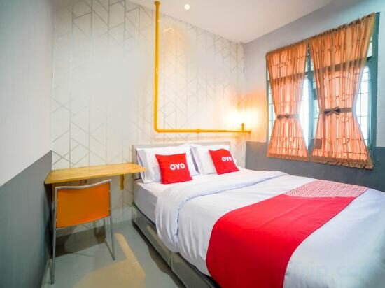 Hotel Capital O Millenium Inn, Medan, photo