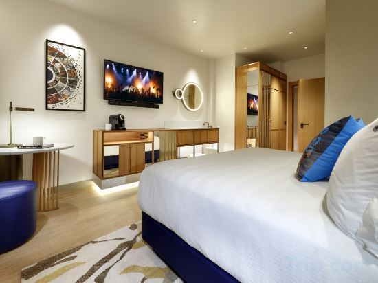 Фото Hard Rock Hotel Madrid
