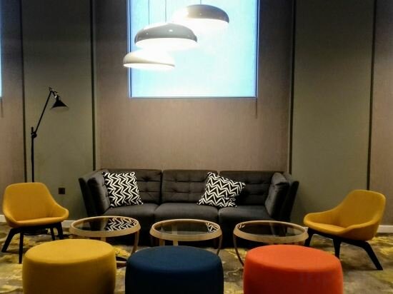 Фото Hampton by Hilton London Docklands