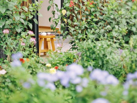 Фото Taihua Wutong Hotel