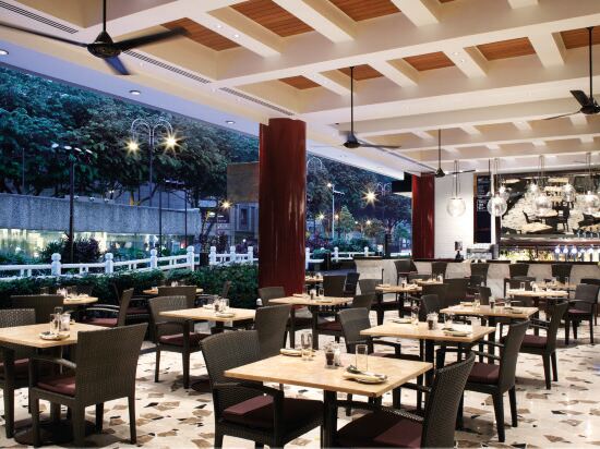 Фото Singapore Marriott Tang Plaza Hotel