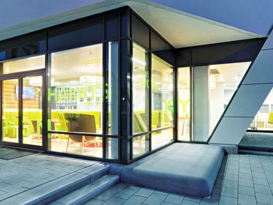 Фото Harry’s home München Moosach hotel & apartments