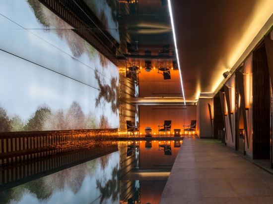 Фото Kimpton St Honore Paris