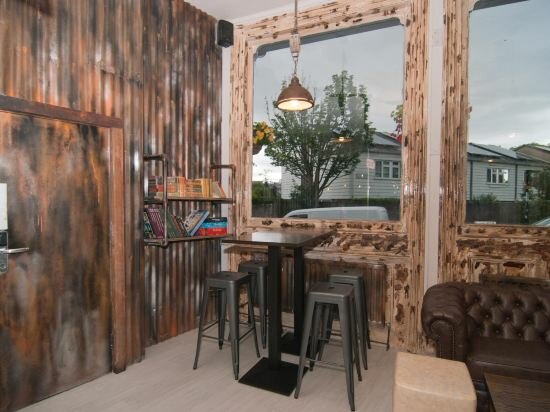 Фото Book a Bed Hostels