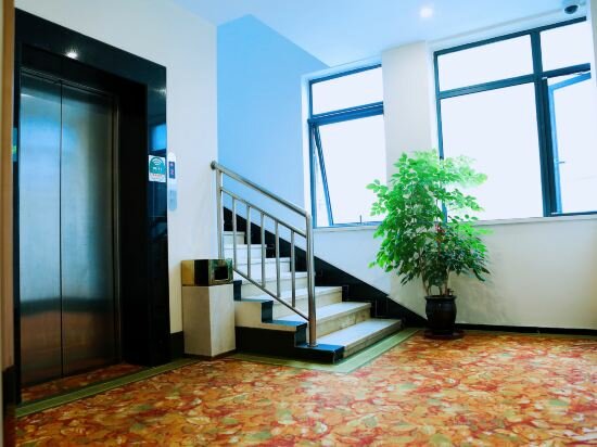 Hotel GreenTree Alliance Shanghai Pudong North Zhangyang Road, Shanghai, photo